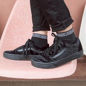 Black velvet old skool vans